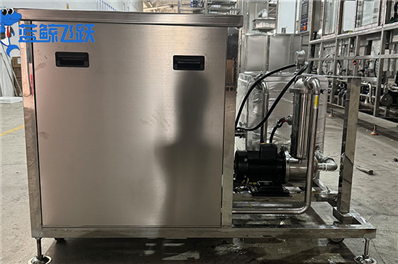 青青草网站下载为何采用悬空设计：原理与优势分析