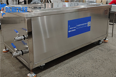 为什么青青草网站下载不使用铝材？——材料选择背后的科学原理与技术解析